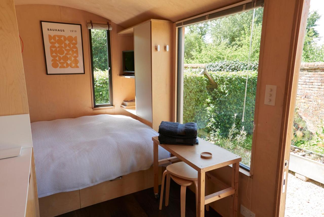 Hut64 Villa Alderbury Kültér fotó